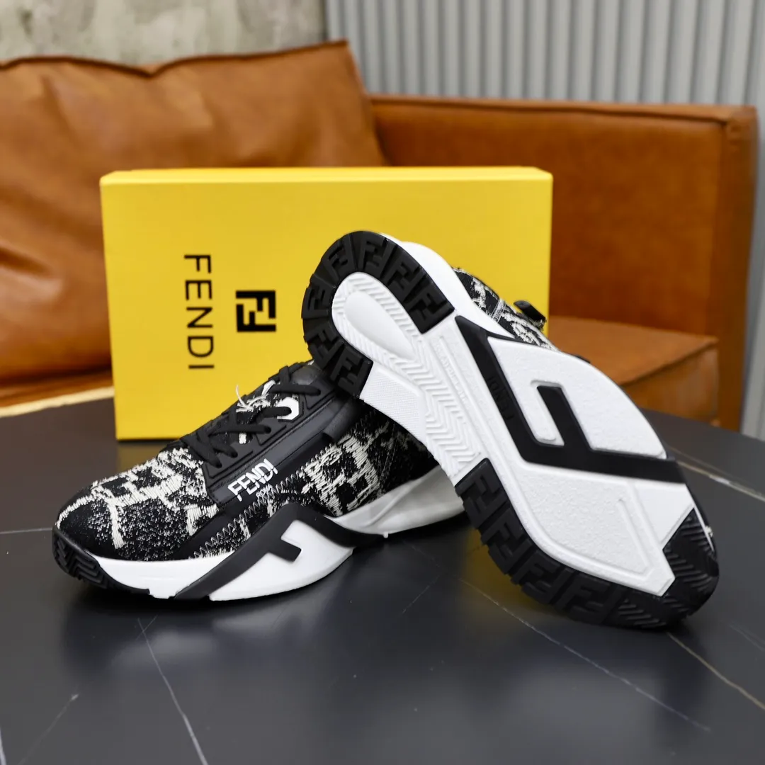 Men's shoes 280🔥 Brand: FENDI Size: 38-44 (45, 46 customized) Grade: Original quality High version Material: Imported cowhide stitching brand cloth ➕ High-quality and comfortable lining Original lightweight non-slip outsole Style category: Travel Fashion casual shoes Versatile trend